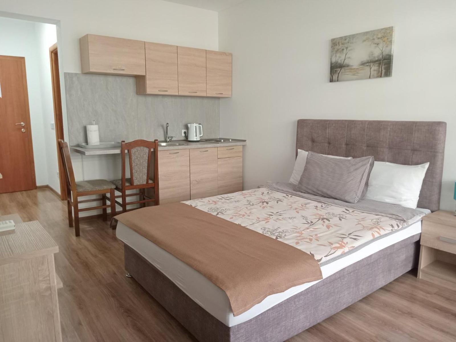Apartments Karic Aerodrom Tuzla Dubrave Gornje Exterior foto